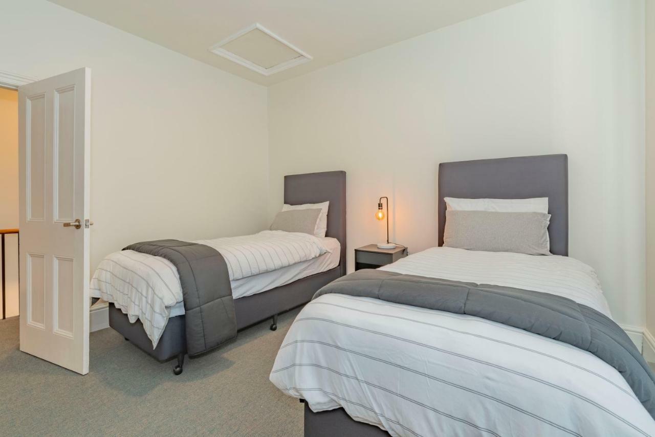 4 Bedroom House - Hobart Cbd - Free Parking - Free Wifi Exterior photo